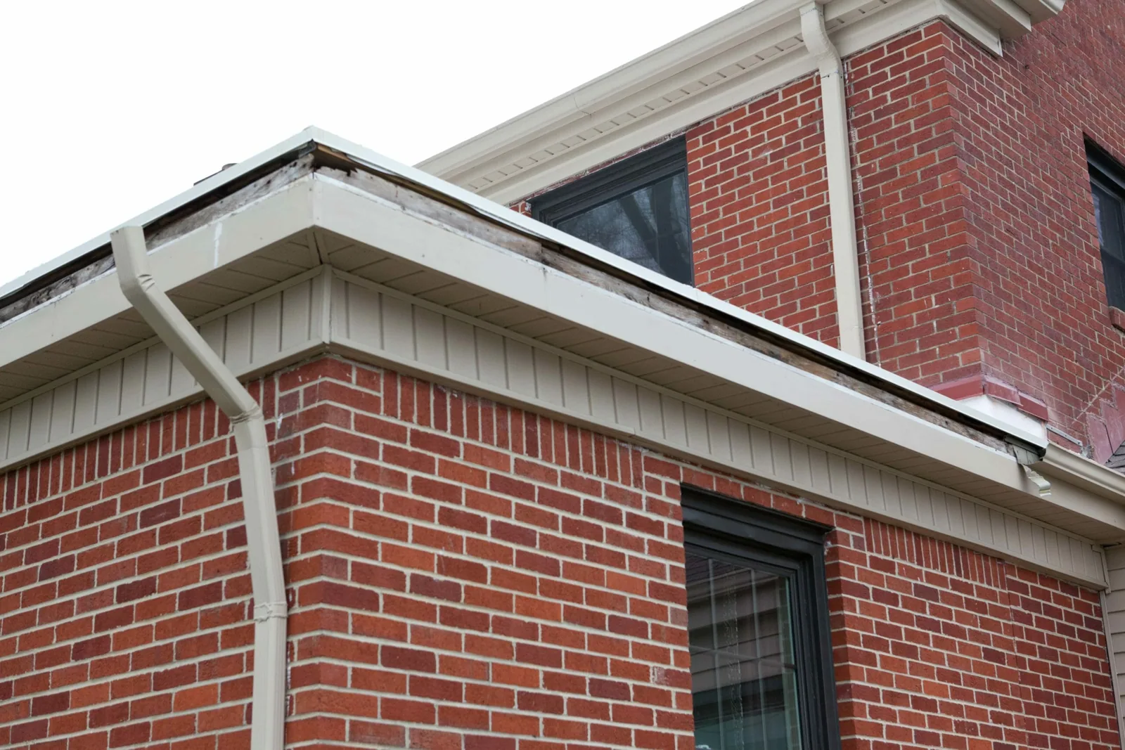 Commercial Roof Edge Metal, Coping, and Gutter Repair in Waterbury, CT